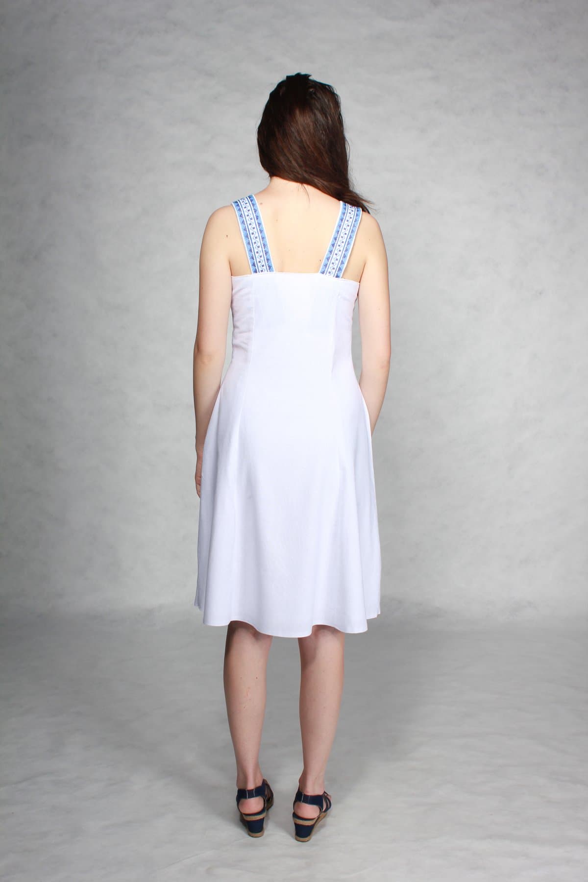 Krížiková výšivka inšpirovaná vzormi z Čičmian image 1